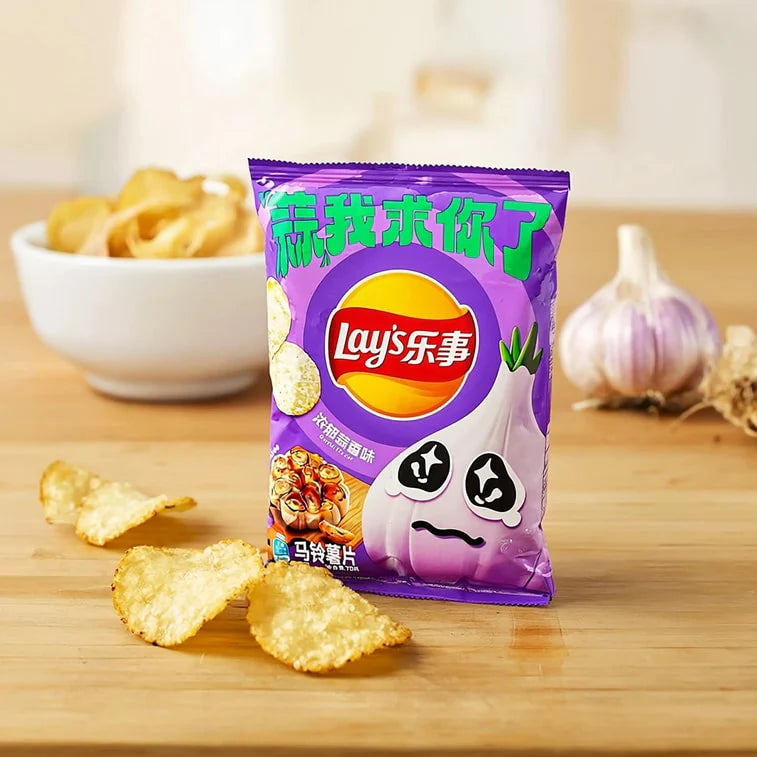 Lays rich garlic